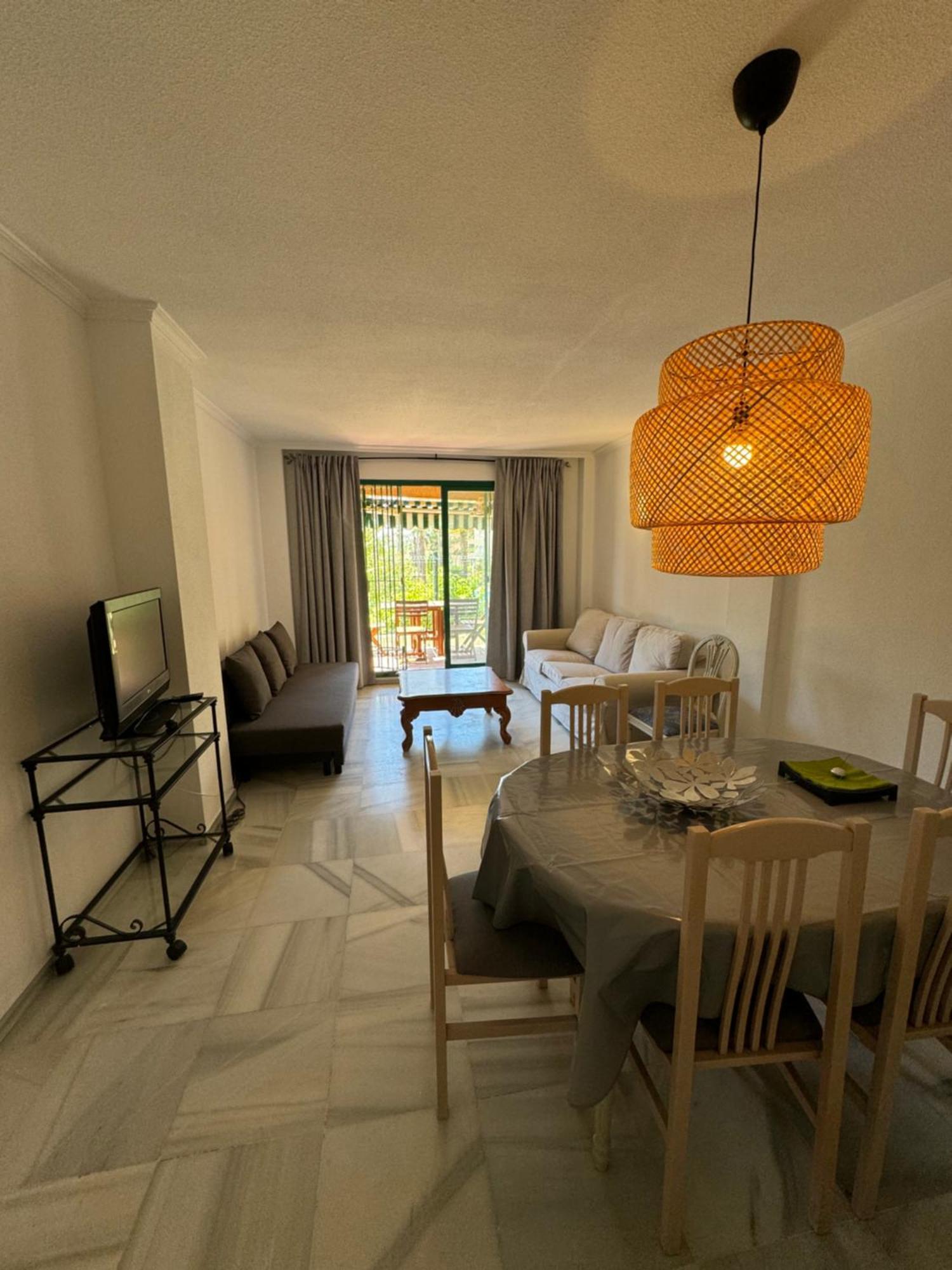 Apartament Charming In Old Town *